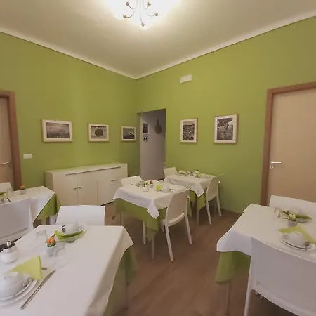 Bella Giulia Bed & Breakfast 3*