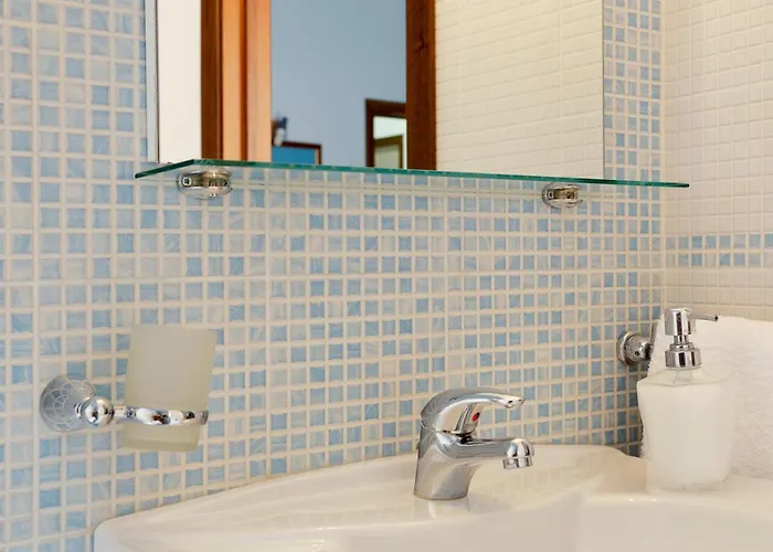Bella Giulia Bed and Breakfast 3*