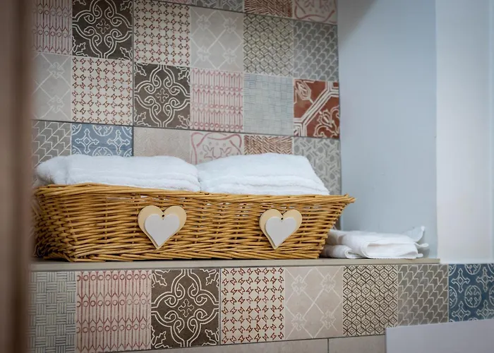 Bella Giulia Bed and Breakfast 3*